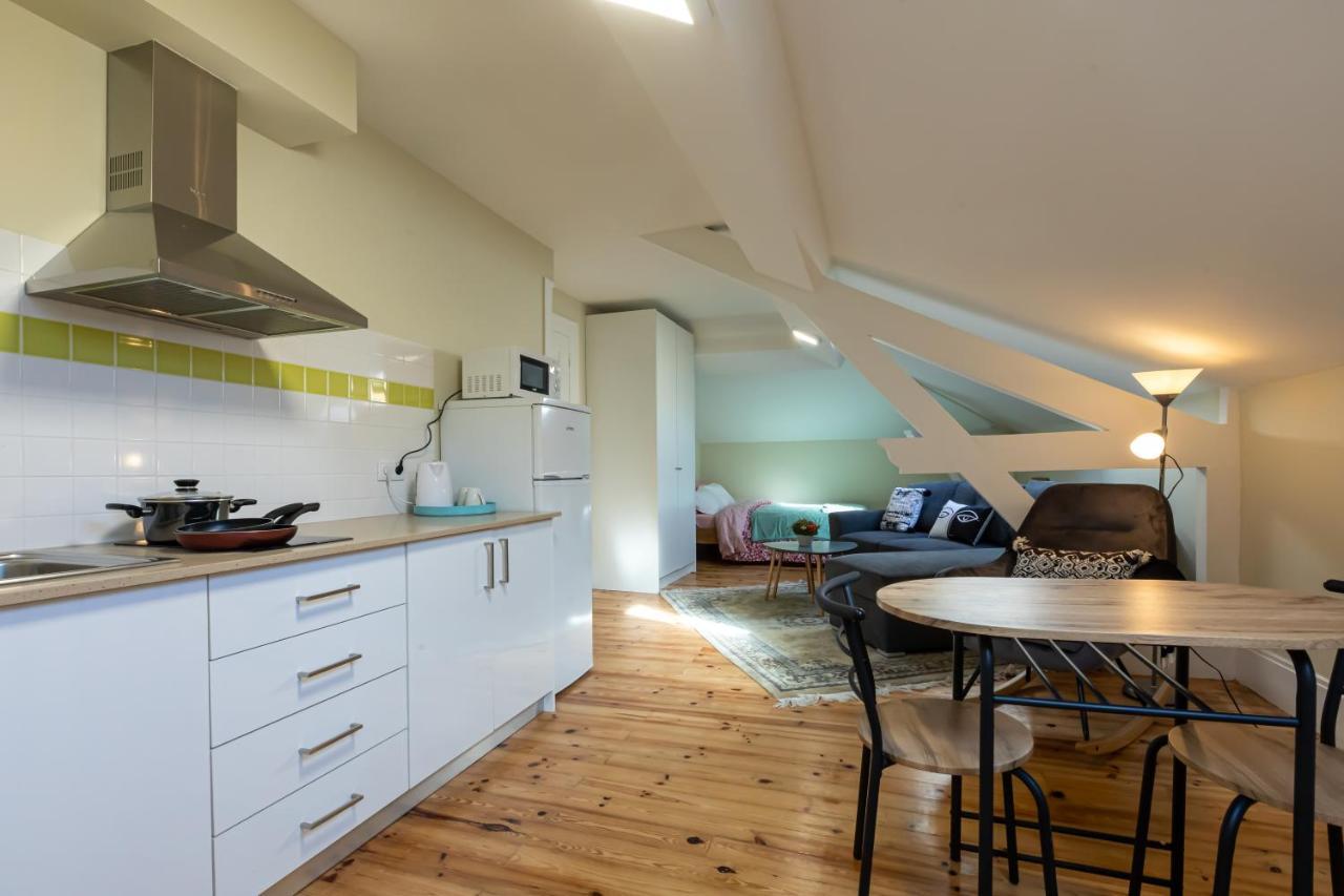 Sky Accommodations Studio Coimbra Esterno foto